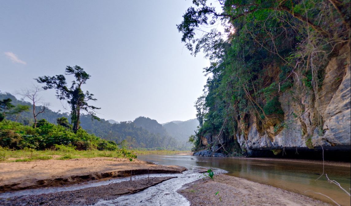 Sơn[-]Đoòng[-]qua[-]ảnh[-]360[-]độ[-]của[-]tạp[-]chí[-]National[-]Geographic